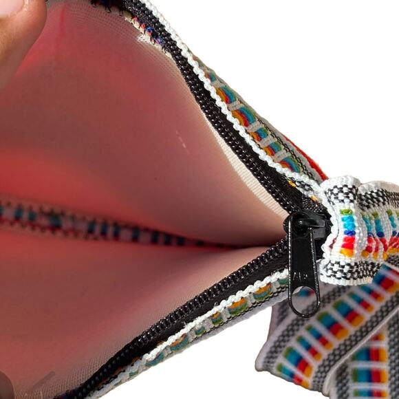 Red Cayman Islands Bag - Picture 3 of 4